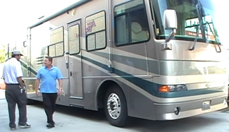 motorhome and rv light collision and cosmetic damage paint and repair from www.thecrashdoctor.com